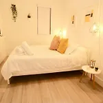 Trendy 1 Bedroom Miami Beach Apartment