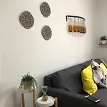 Modern And Cozy Apartment Steps From The Beach