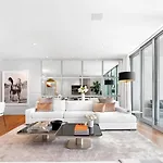 Luxurious Skyline Views Residence In Miami