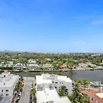 1506- 1Br & 1Ba Retreat With Stunning Intracoastal Views