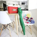 Family Pet Friendly Apartment 3 Minute Walk To Miami Beach With Free Parking