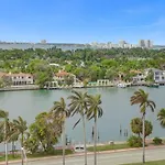 Comfortable Ocean View Condo Beach Service 1214