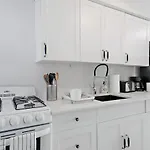 North Shore Oasis - Steps To Miami Beach Bliss