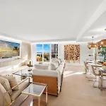 1 Bedroom Plus Den Private Residence At Roney Palace -608