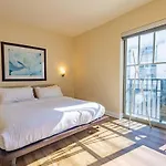Amazing 1 Bedroom With Rooftop Pool D304