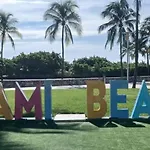 Right On The Beach, Ocean Drive Secured Condo