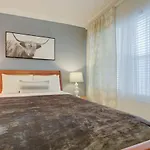 918 Ocean Drive Apartments