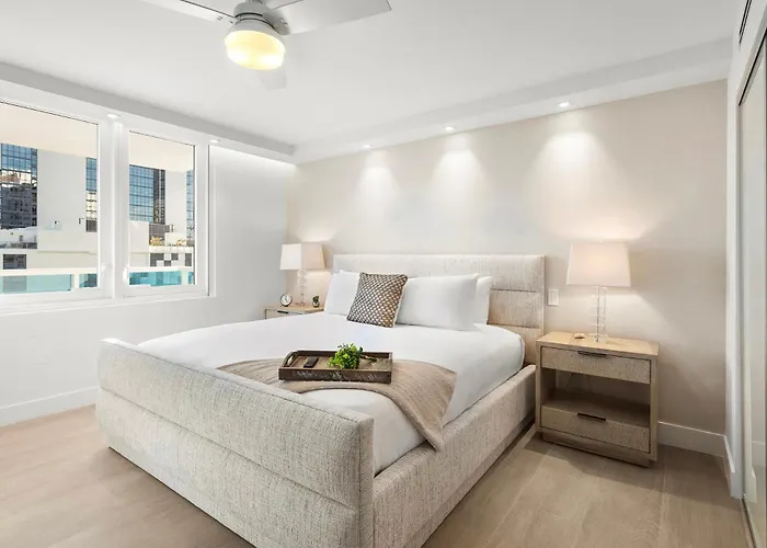 1 Bedroom Plus Den Private Residence At Roney Palace -608