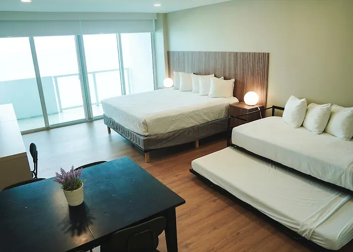 Shine Suites Balcony Studio 6