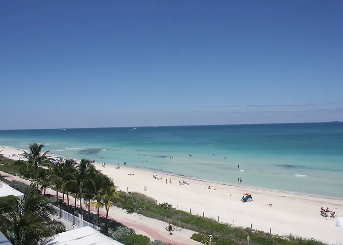 Dharma Home Suites Miami Beach At Monte Carlo