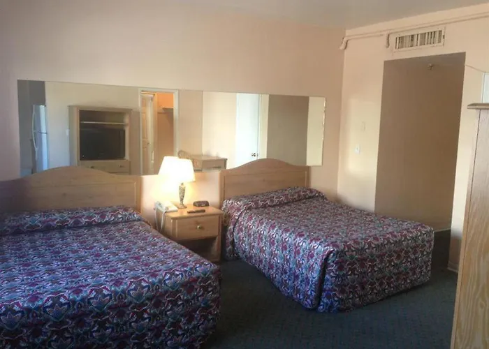 Collins Avenue Hostel