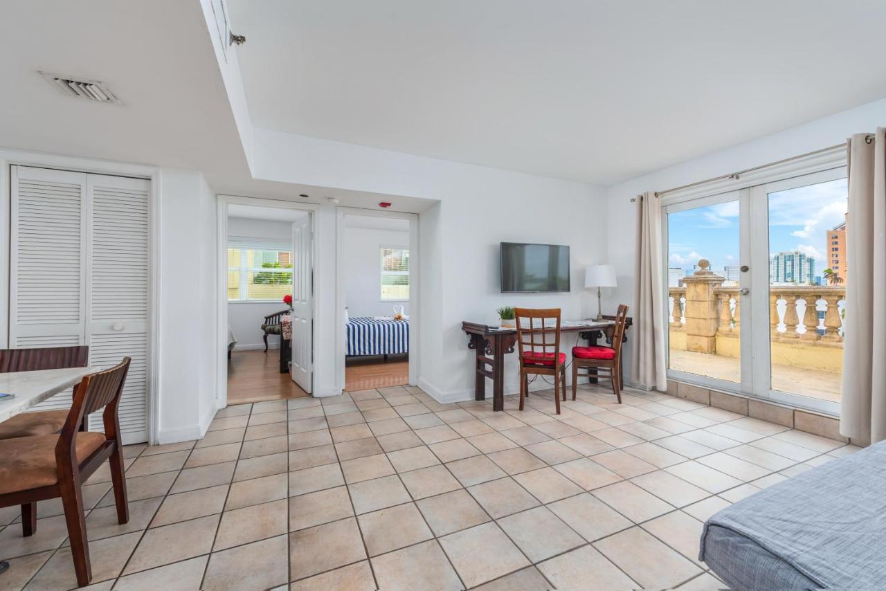 Sobe Lux On Ocean Apartment *