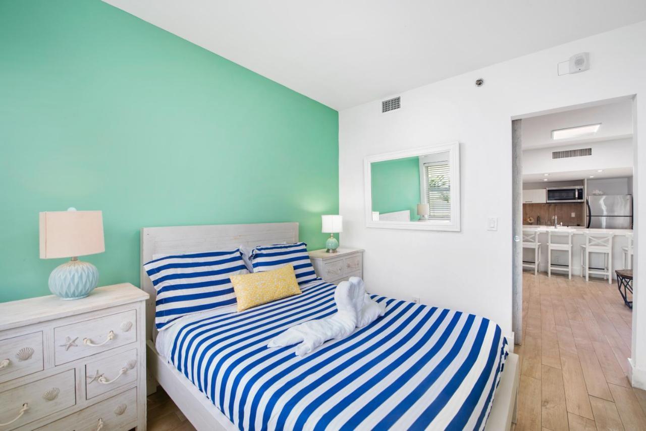 Sobe Lux On Ocean Apartment *