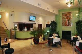 Hotel Colony 3*