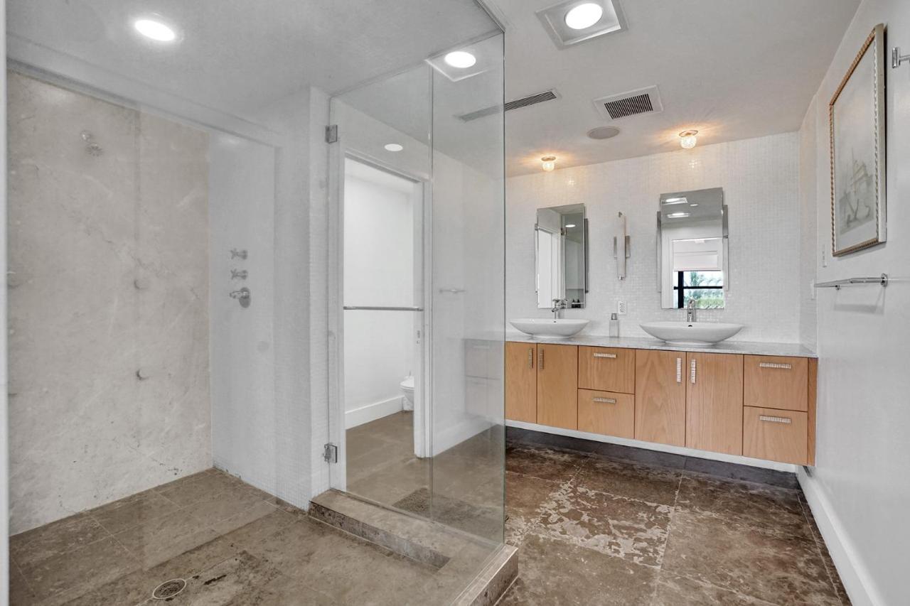 Amazing Two Bedroom Ocean View- Miami * Miami Beach