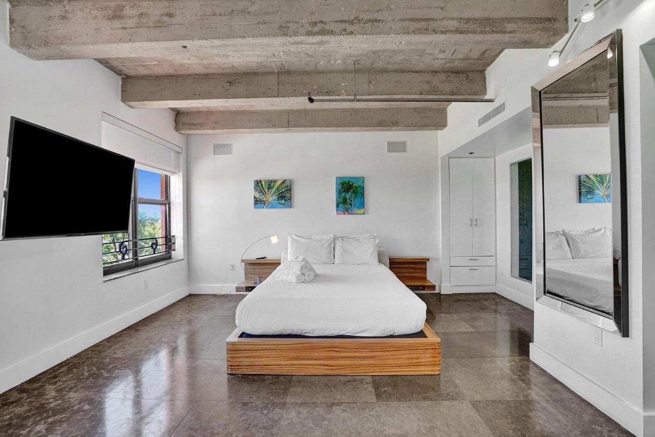 Amazing Two Bedroom Ocean View- Miami