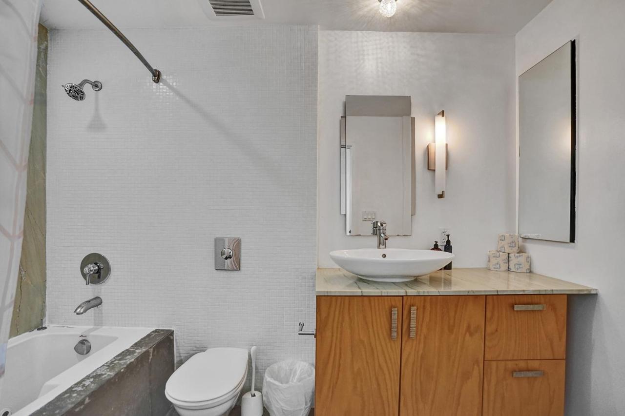 Amazing Two Bedroom Ocean View- Miami *