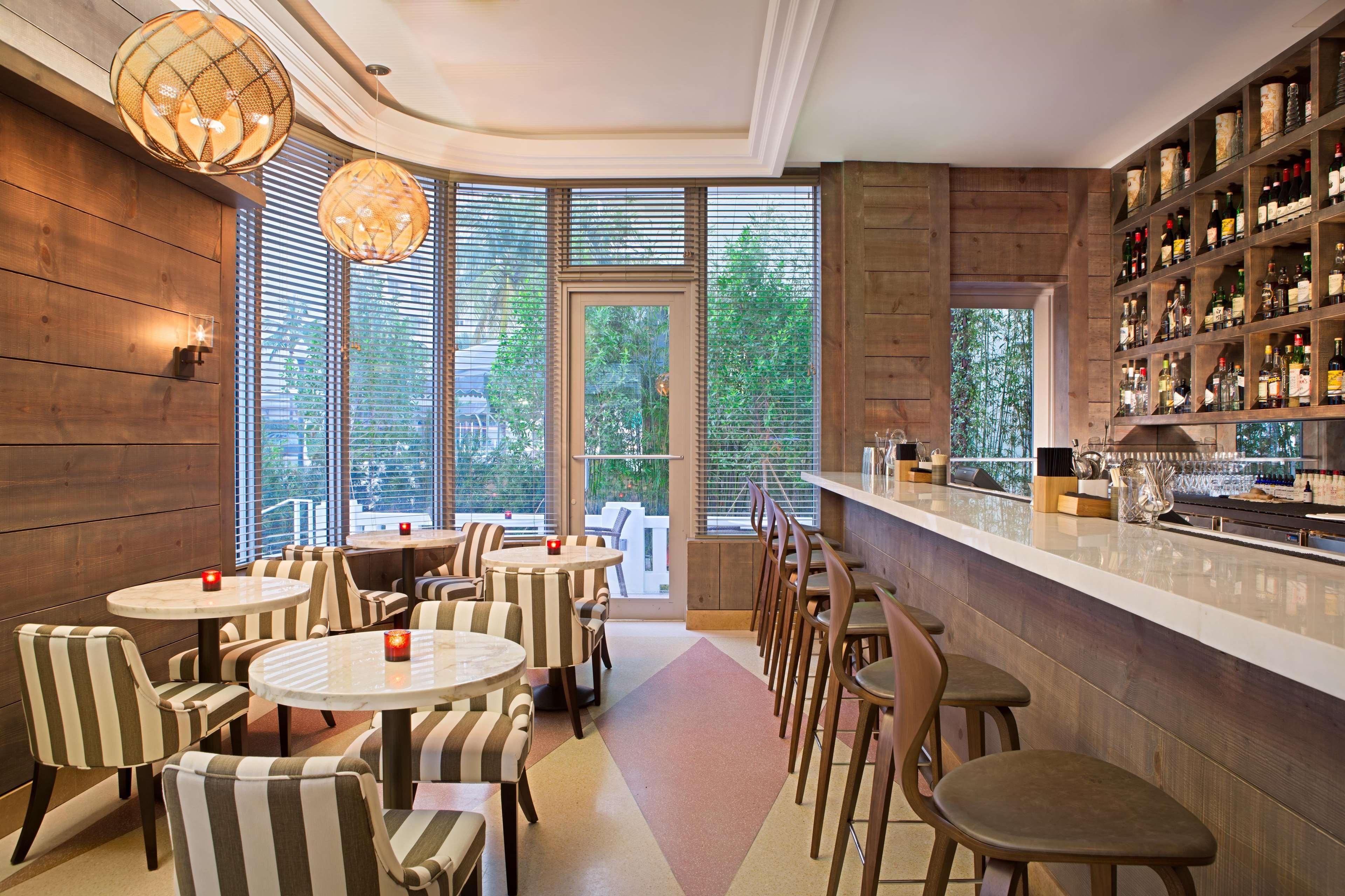 Resort Gale South Beach, Curio Collection By Hilton