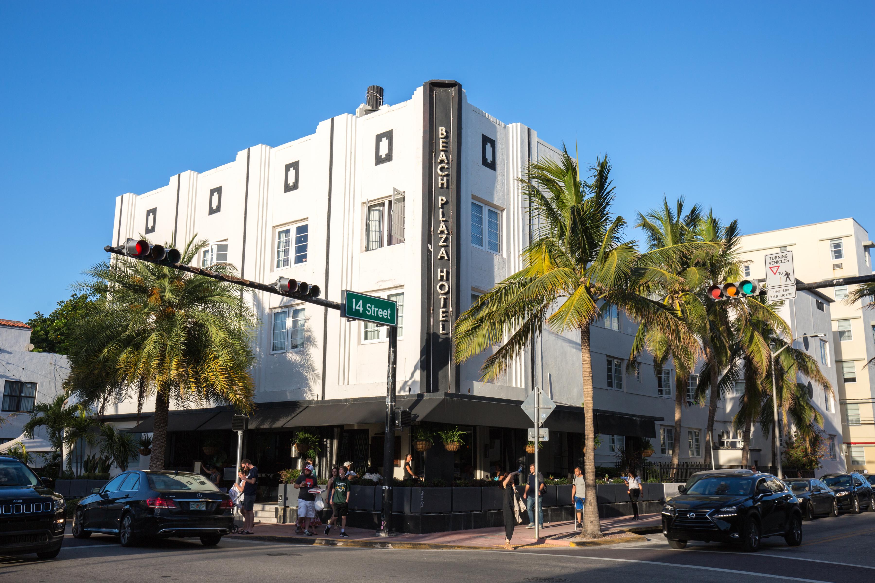 South Plaza Hotel 3*
