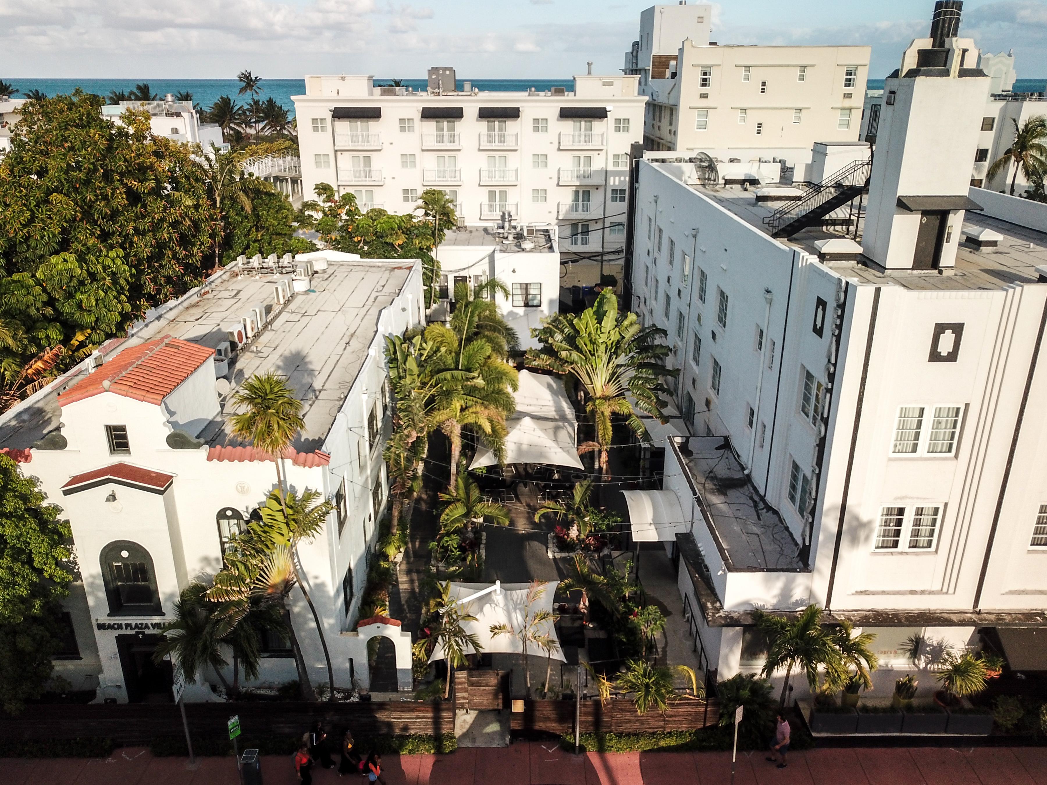 South Plaza Hotel