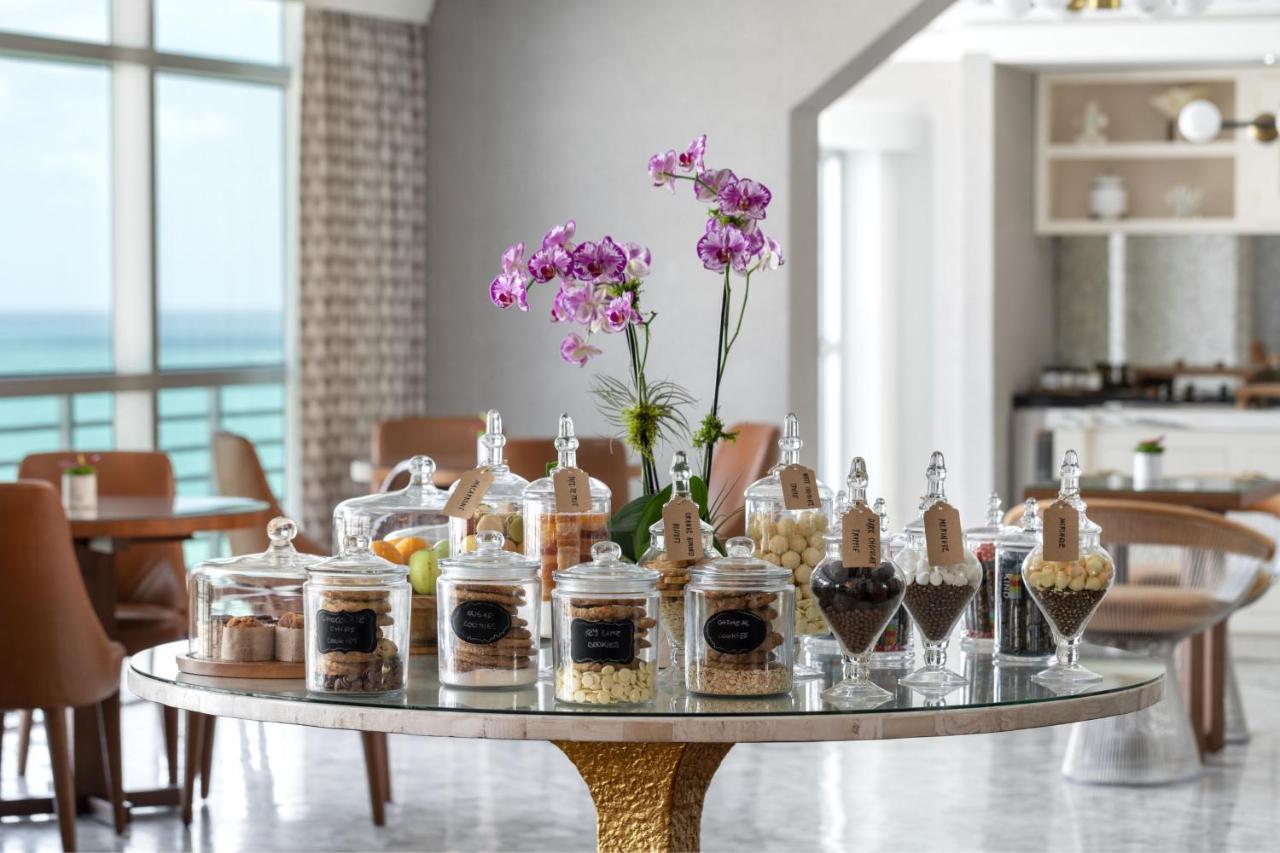 The Ritz-carlton, South