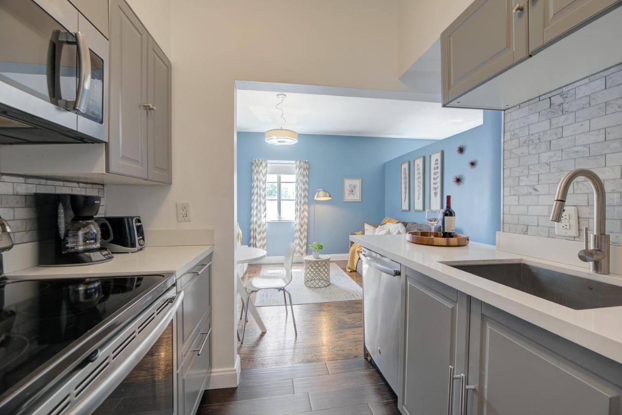 Del Rio One Bedroom South Apartment Miami Beach
