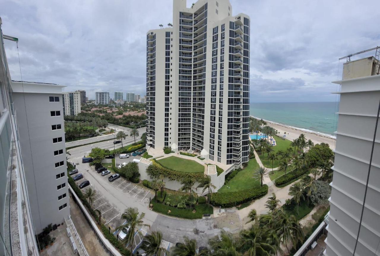 Areia Azul Aparts Miami *
