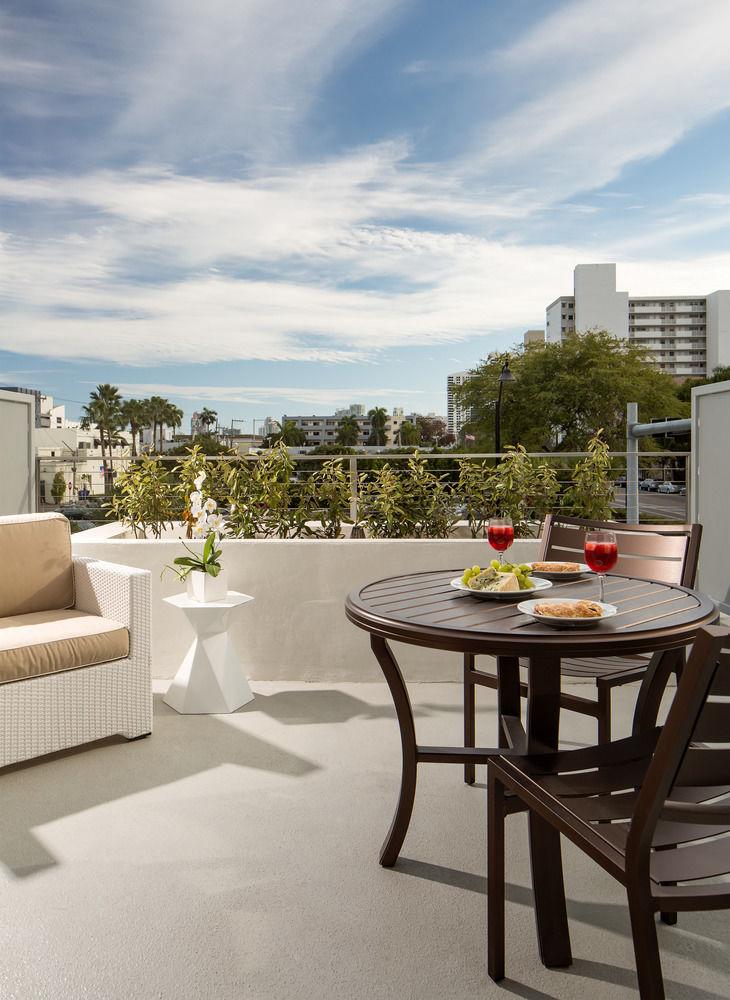 Hotel By Marriott Miami South