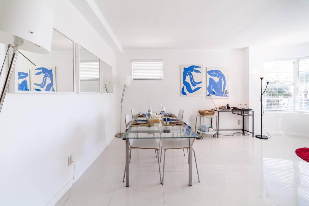 2 Bedroom On The ! * Miami Beach