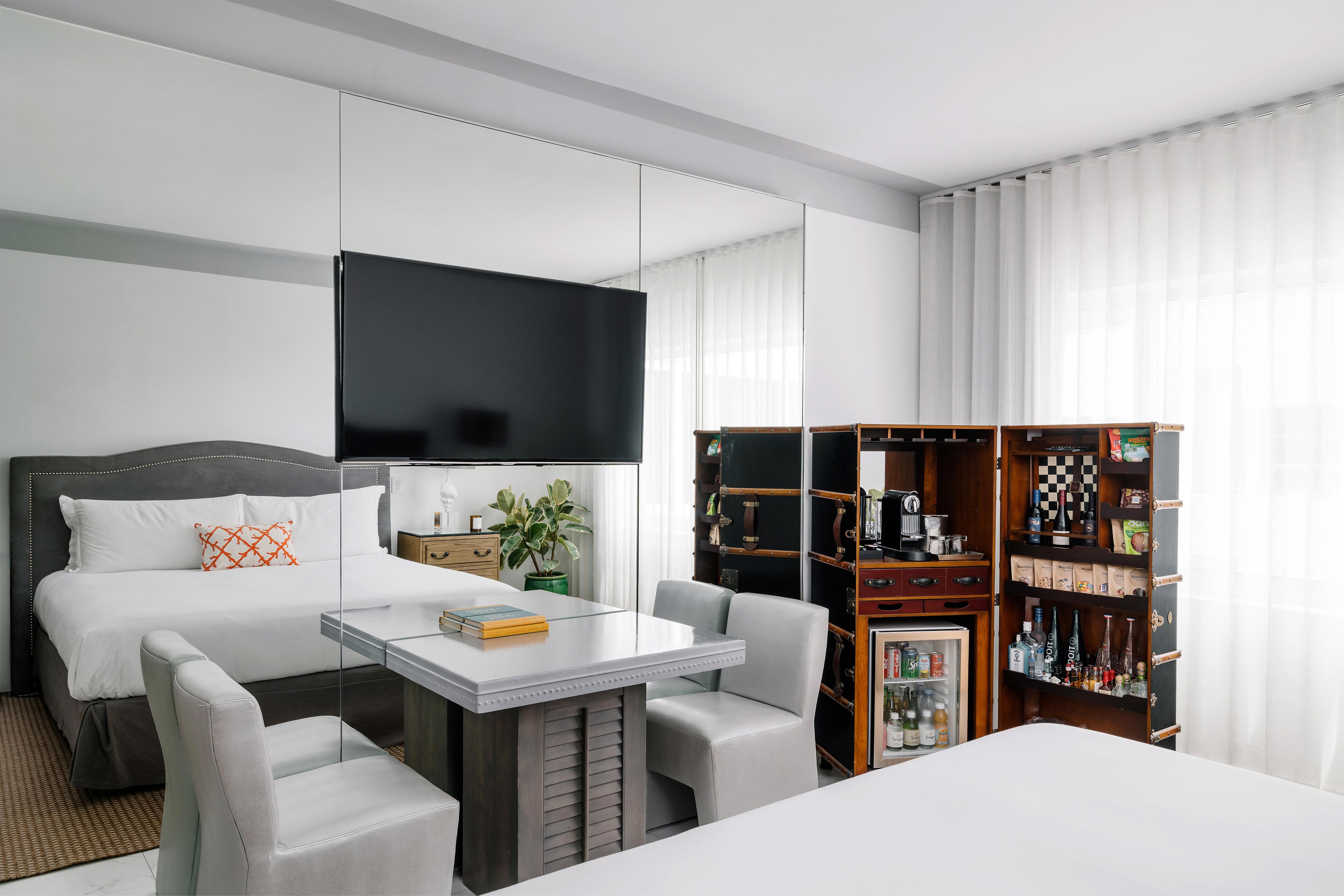 Hotel Nautilus Sonesta Miami 5*