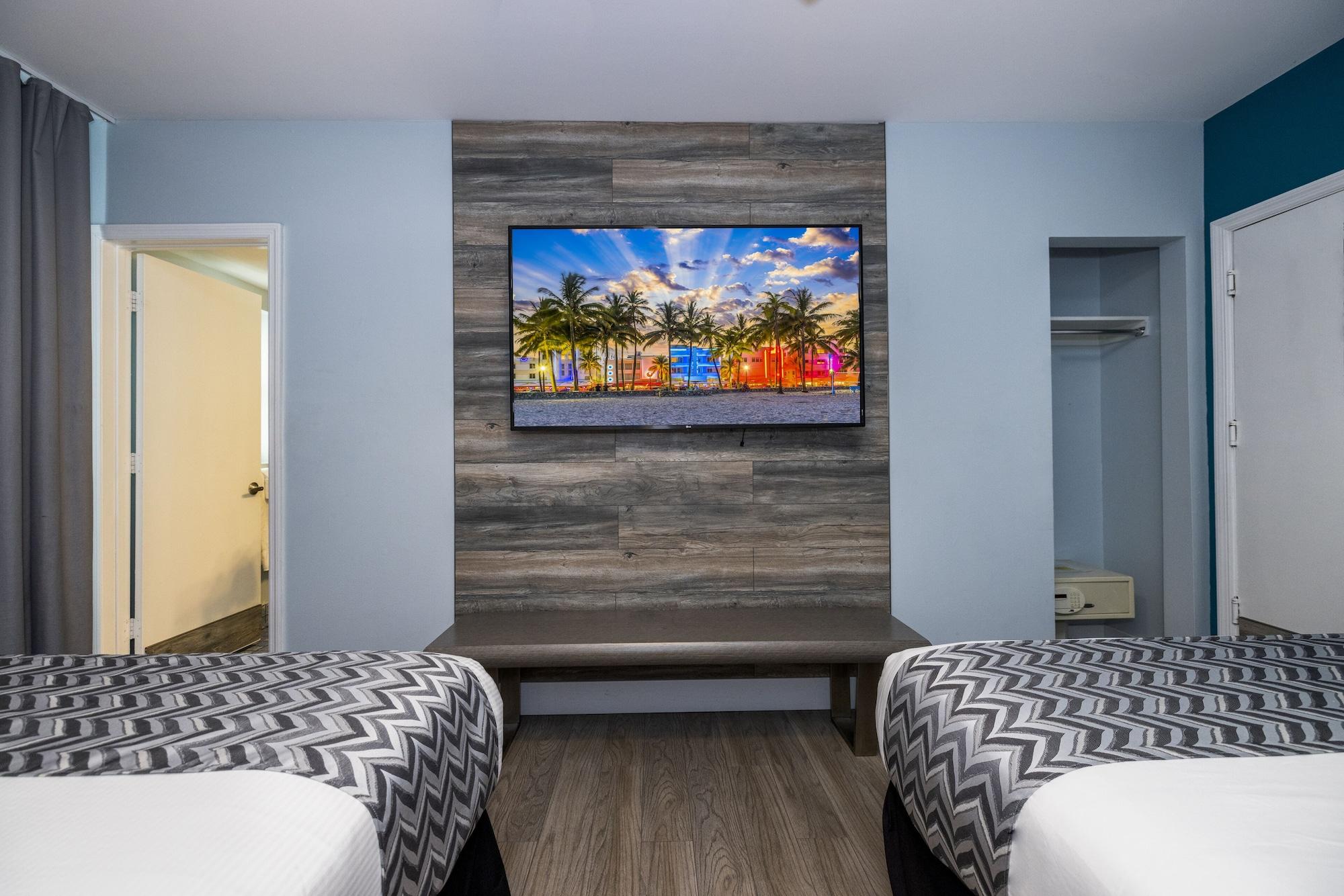 Hotel Colony