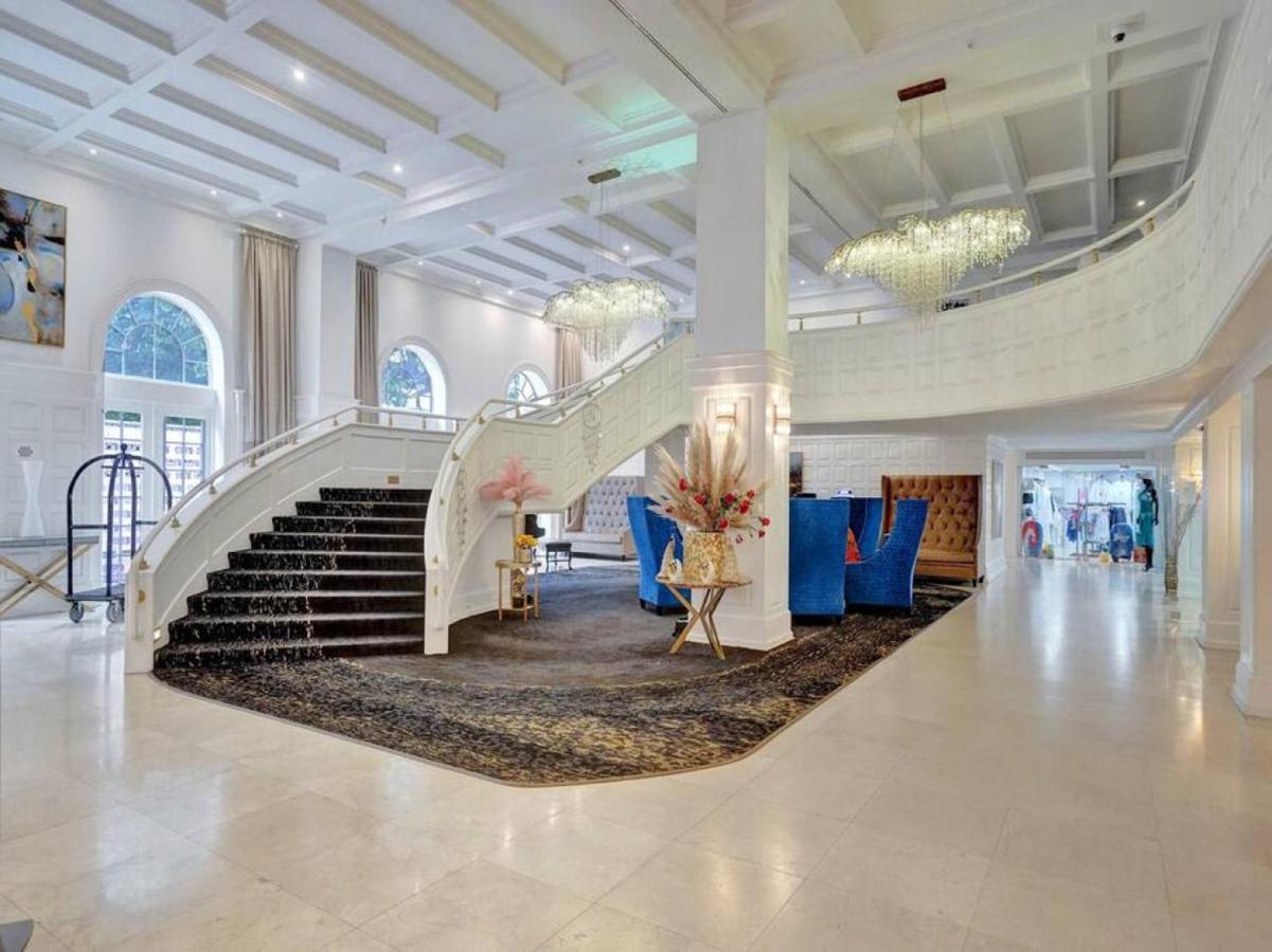 Comfortable Ocean View Service 1214 * Miami Beach