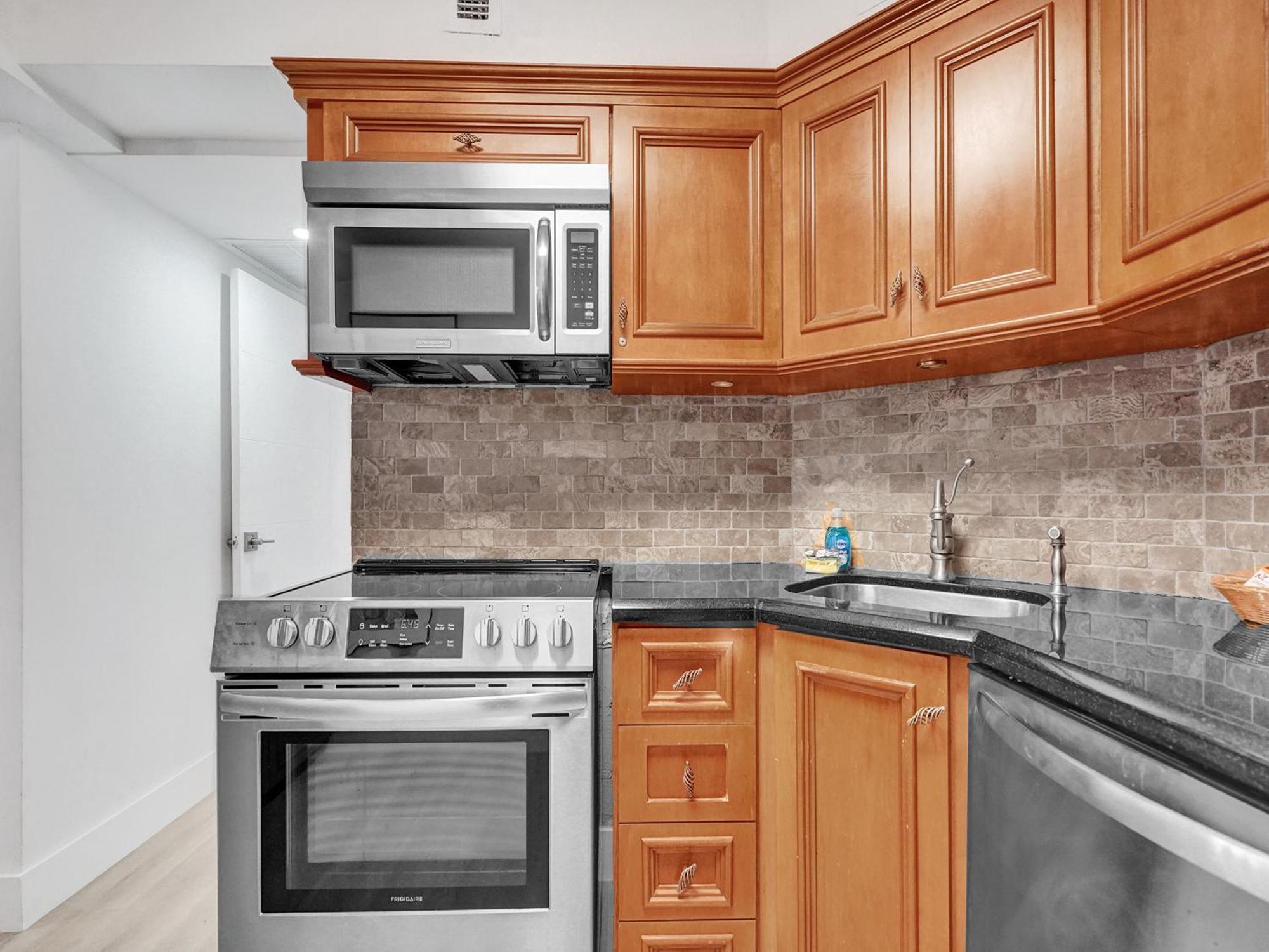 Comfortable Ocean View Service 1214 Apartment *