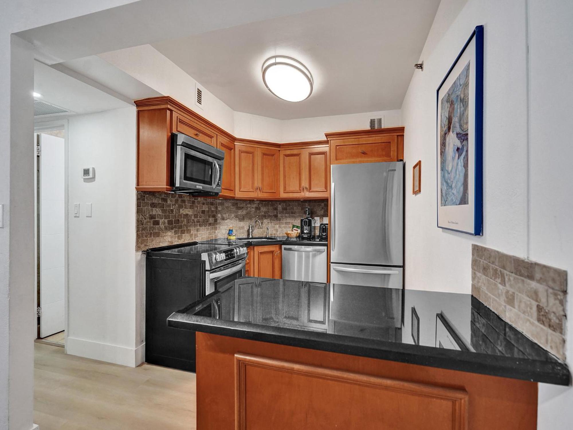 Comfortable Ocean View Service 1214 Miami Beach