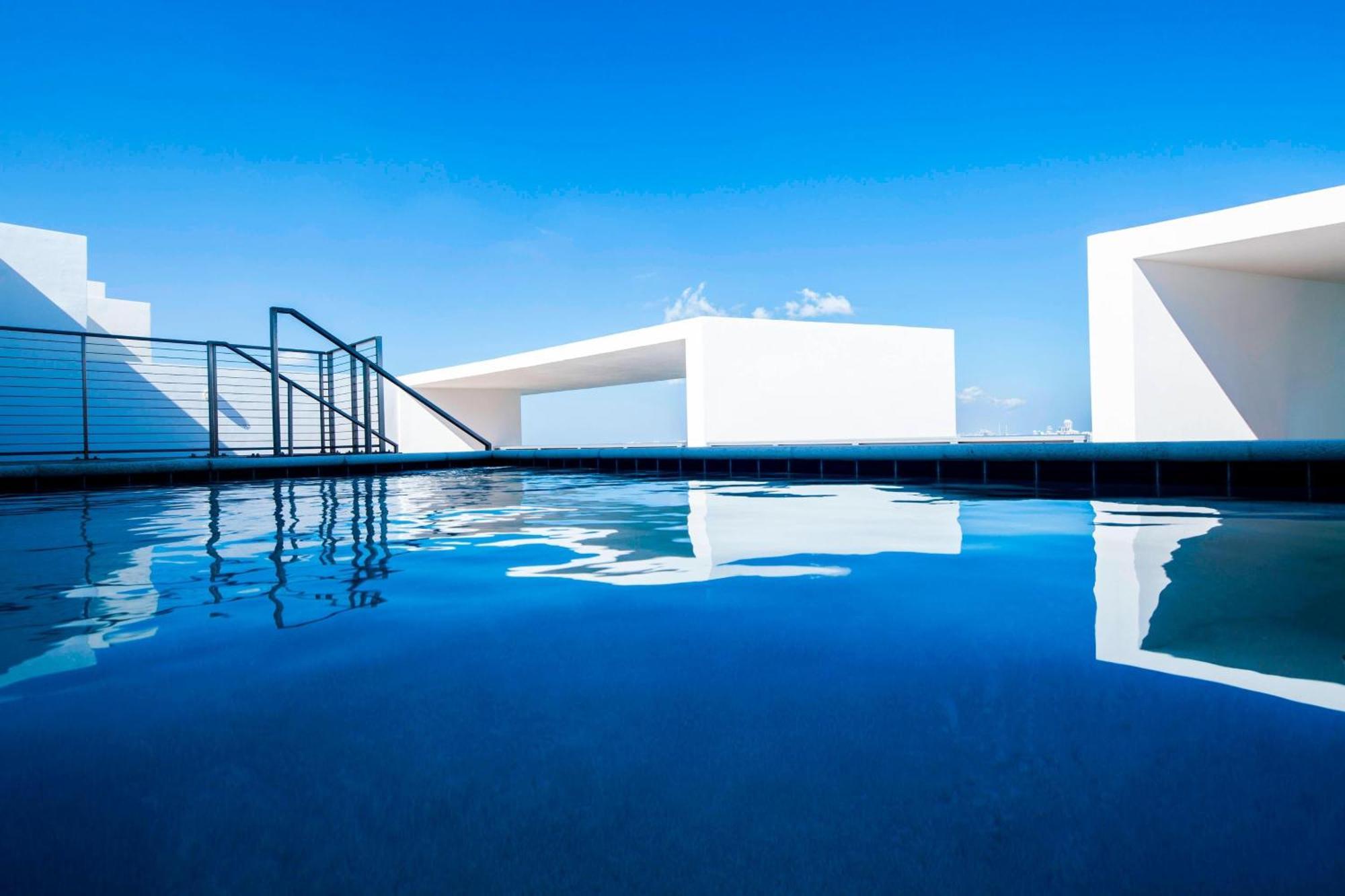 W South Resort Miami Beach