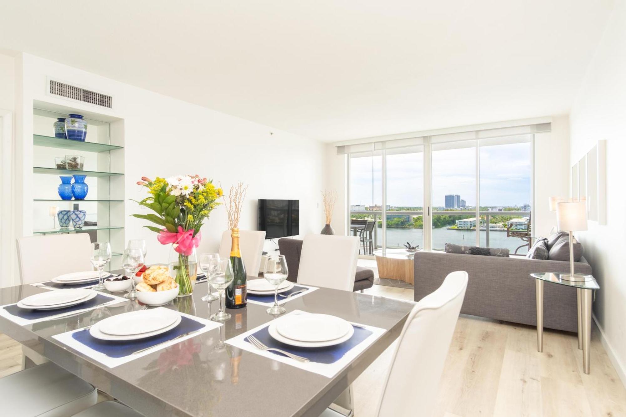 Golden Bay 103 Apartment