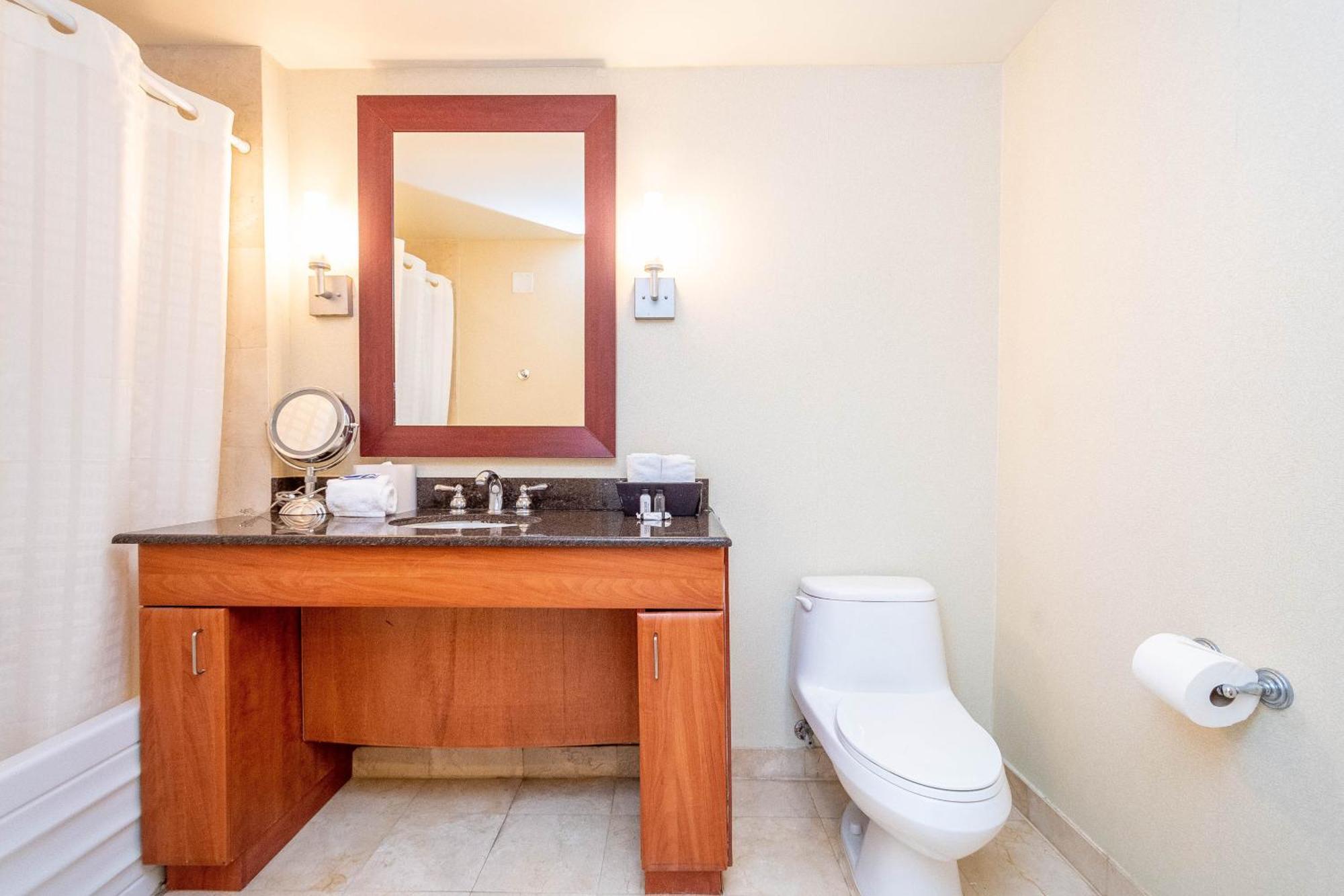 Trump Intl 2 Bedroom 1600 Sf Ocean And Bay View