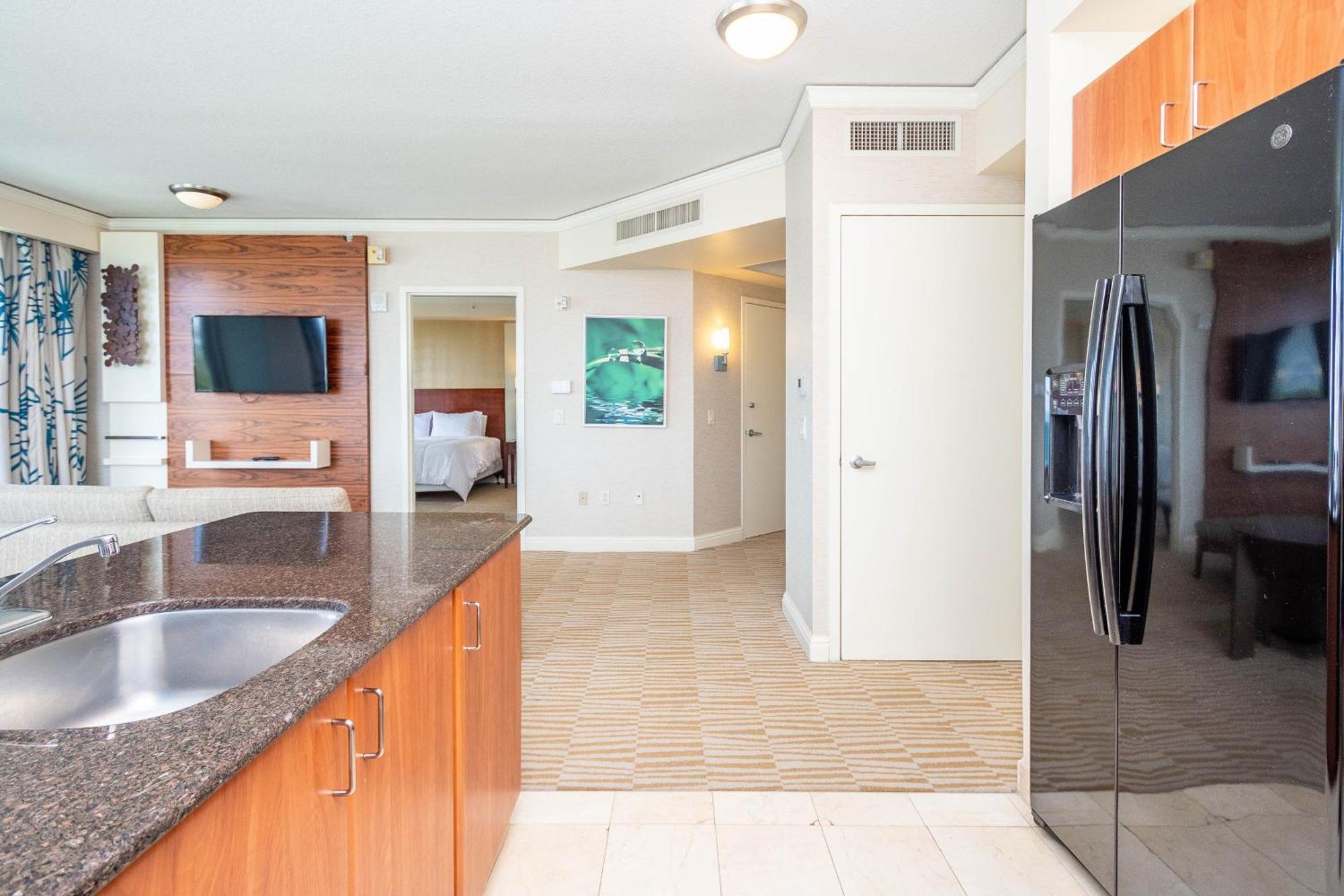 Trump Intl 2 Bedroom 1600 Sf Ocean And Bay View * Miami Beach