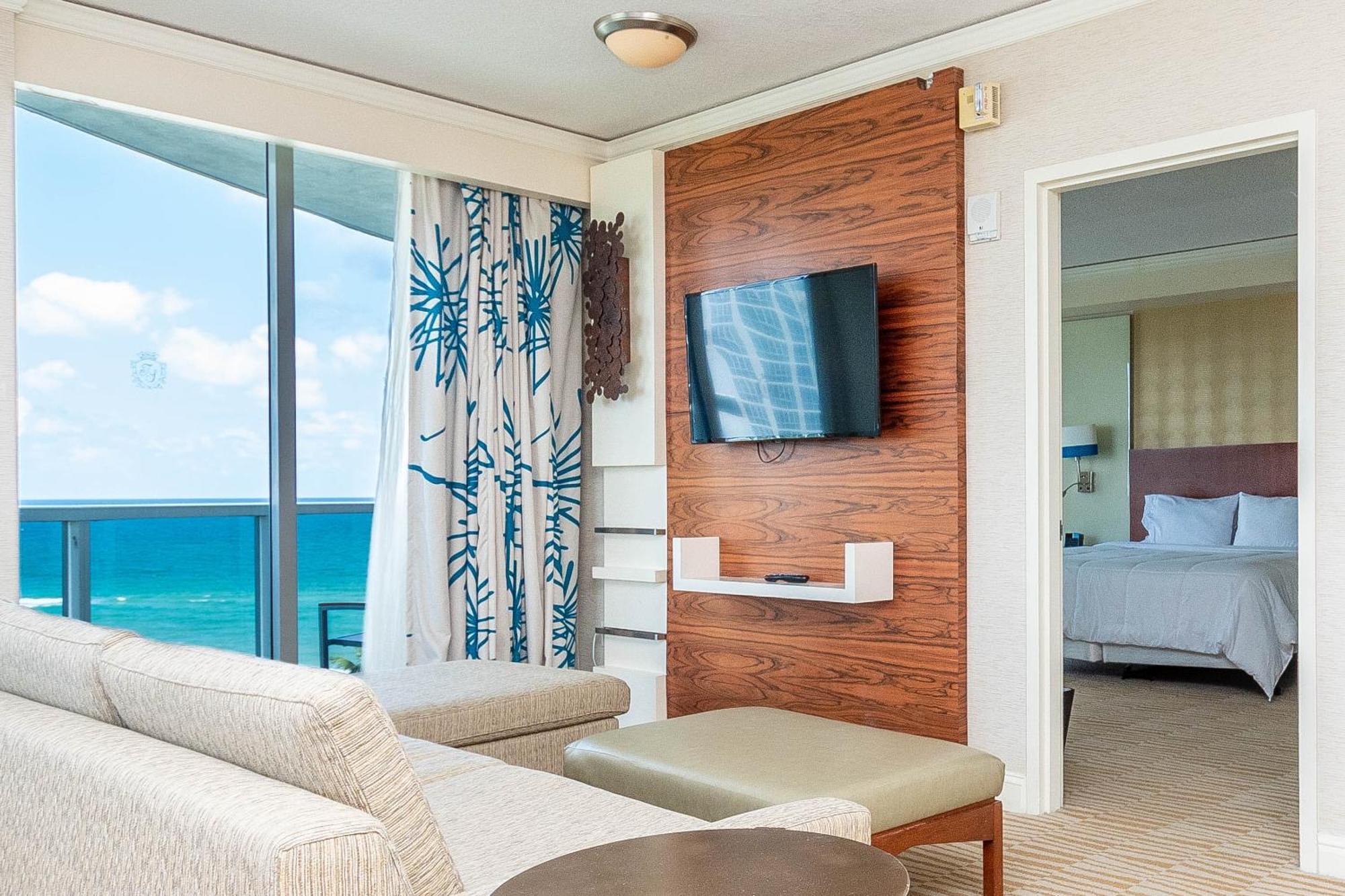Trump Intl 2 Bedroom 1600 Sf Ocean And Bay View *