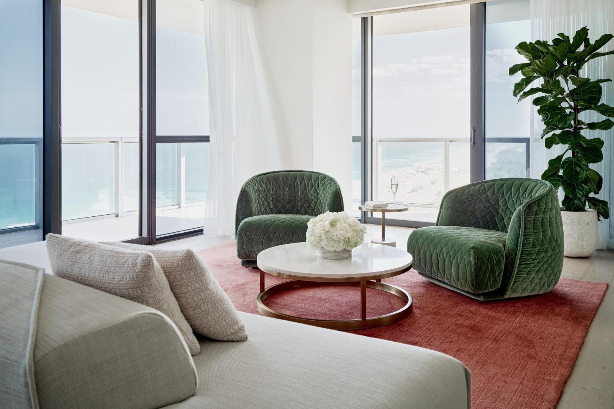 Resort W South