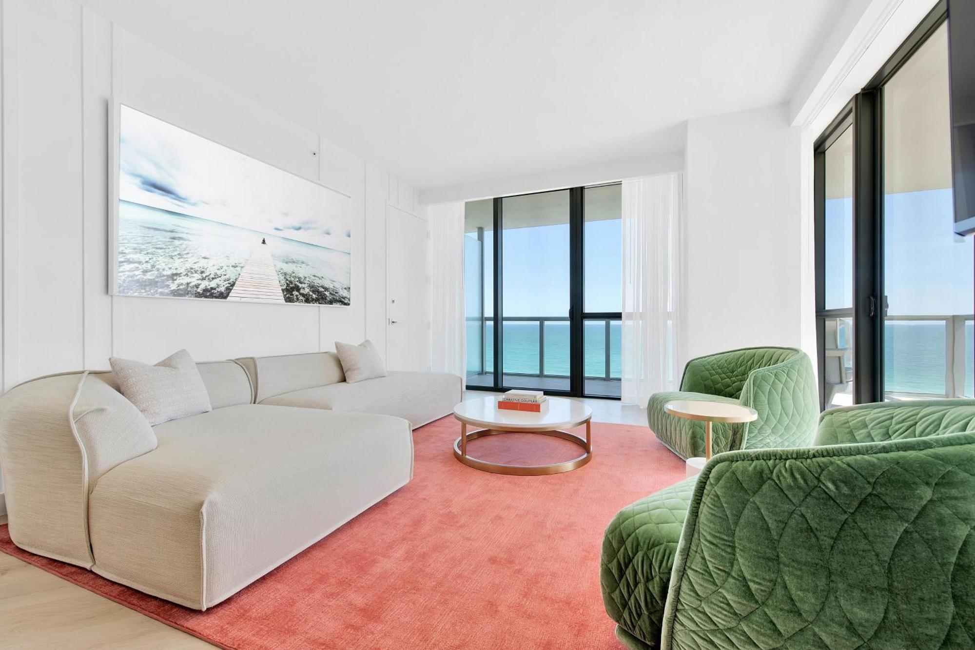 W South Resort 5*