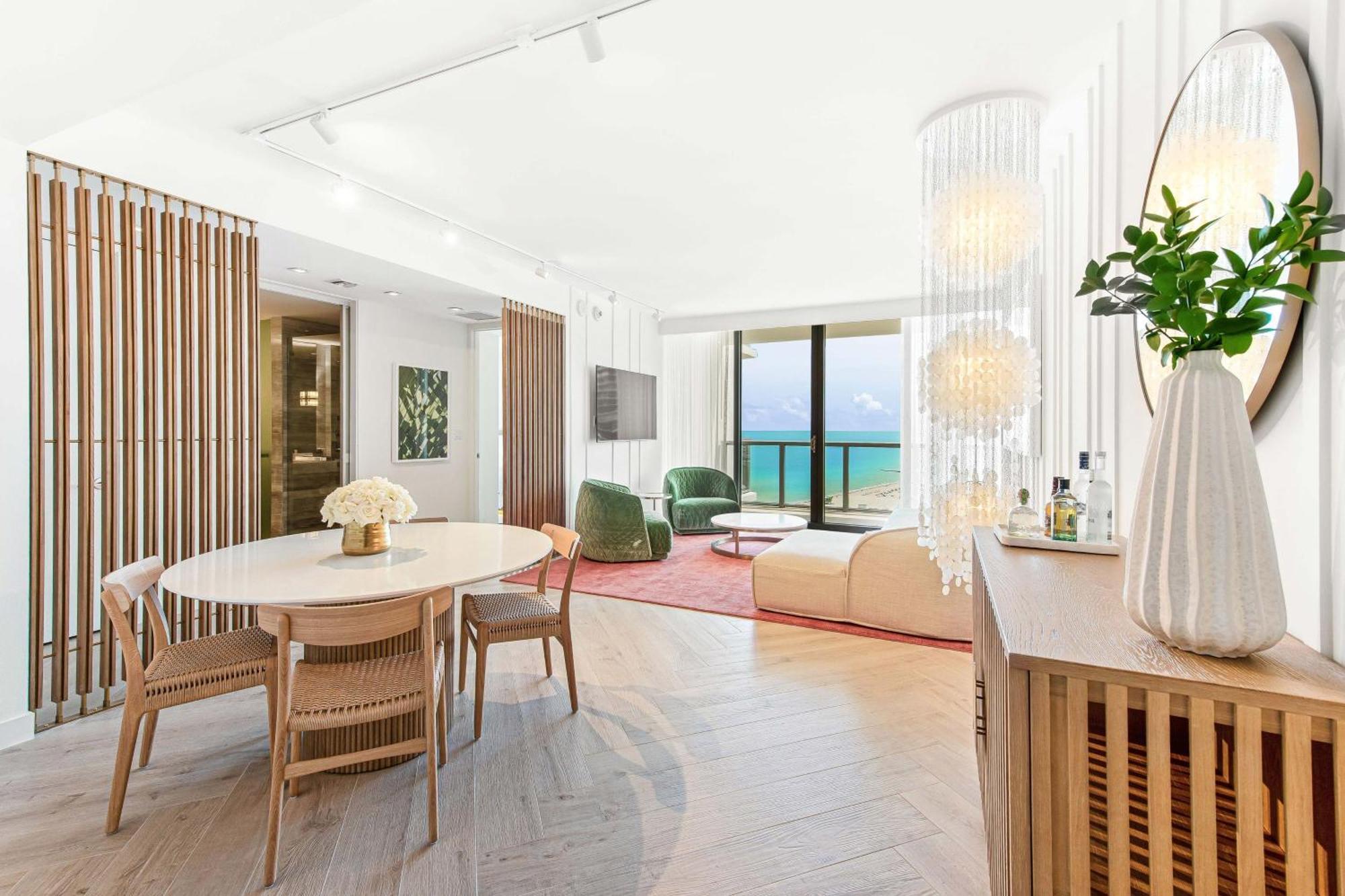 W South Resort Miami Beach