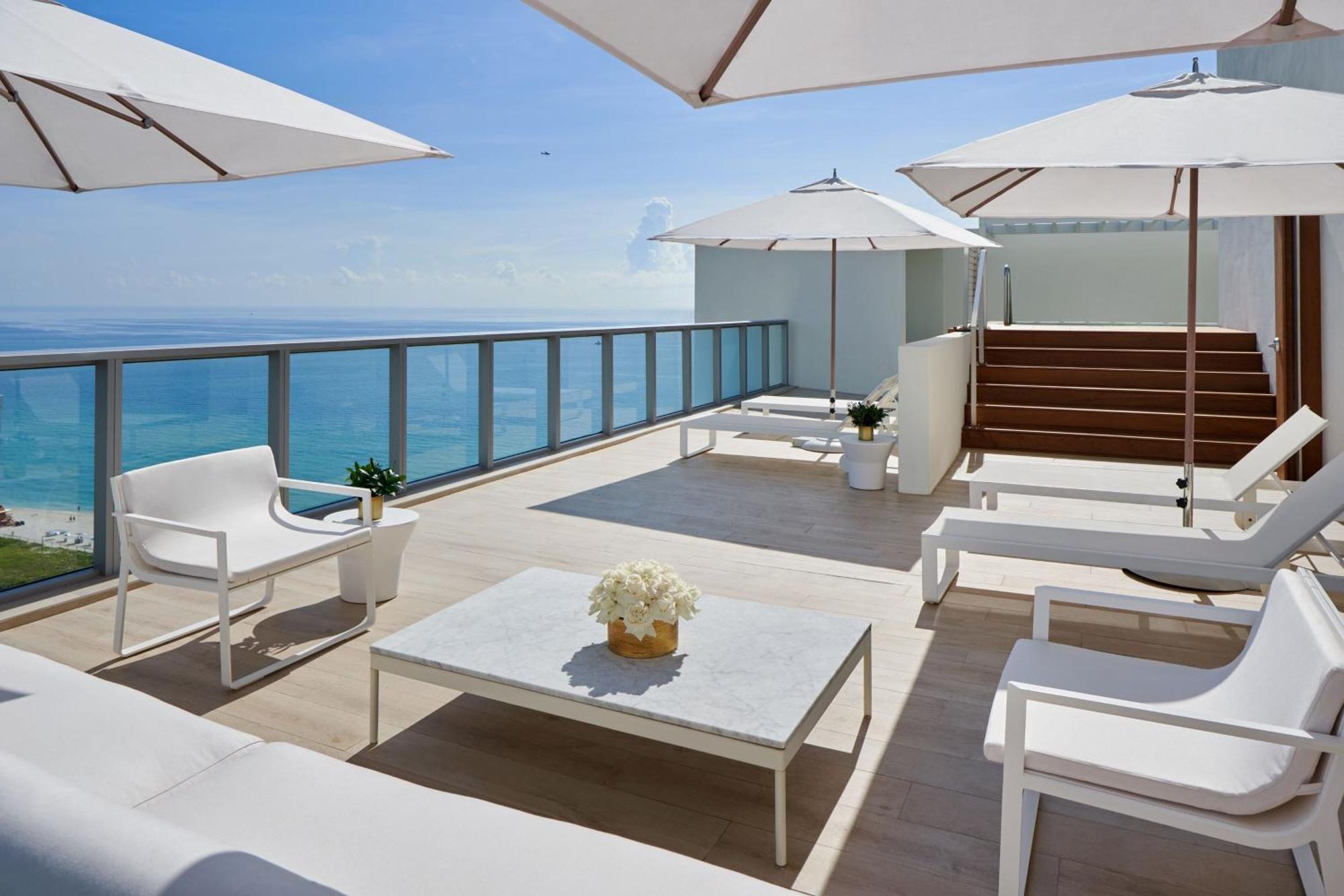 Resort W South 5*