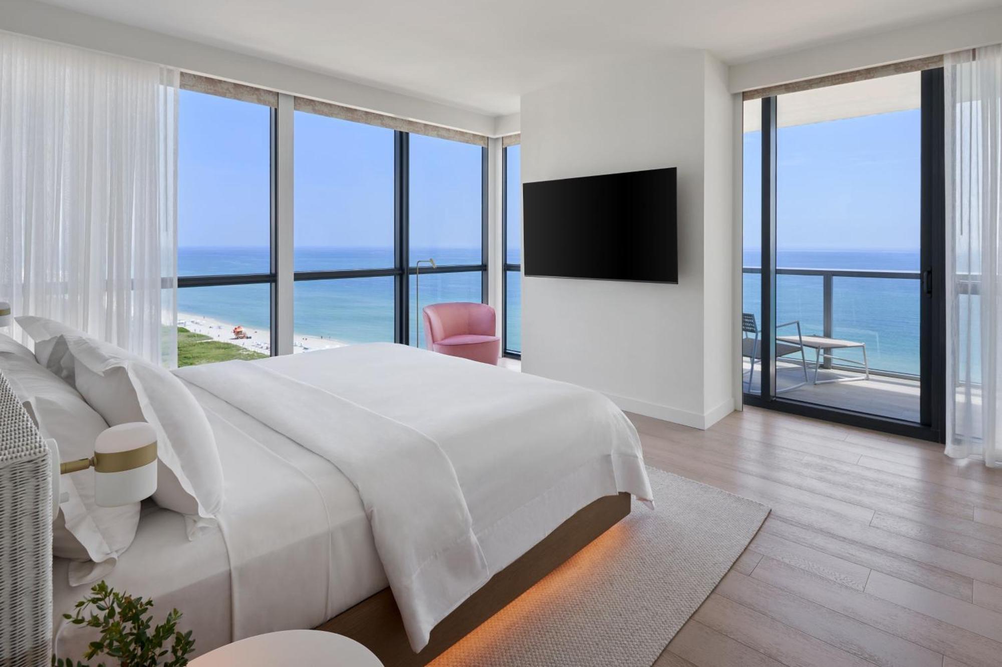 W South Resort 5*