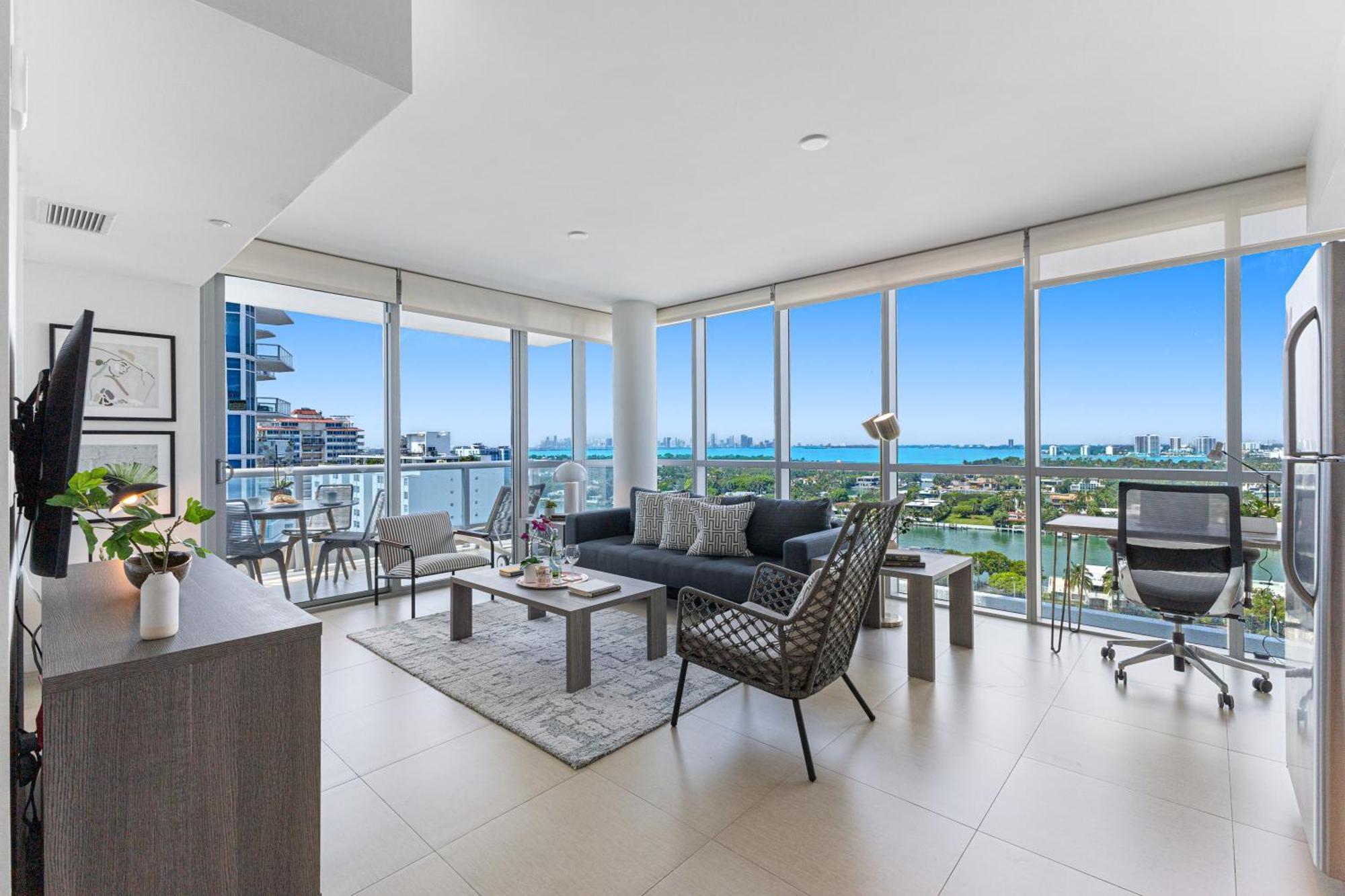 Dharma Miami At Monte Carlo Apartment *