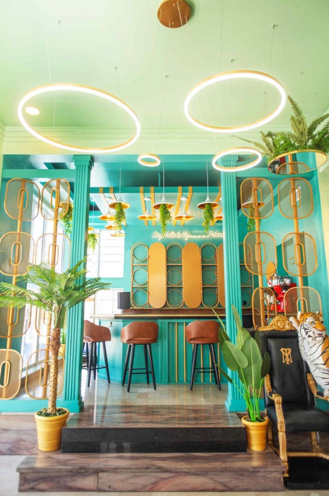 Colony Hotel 3*