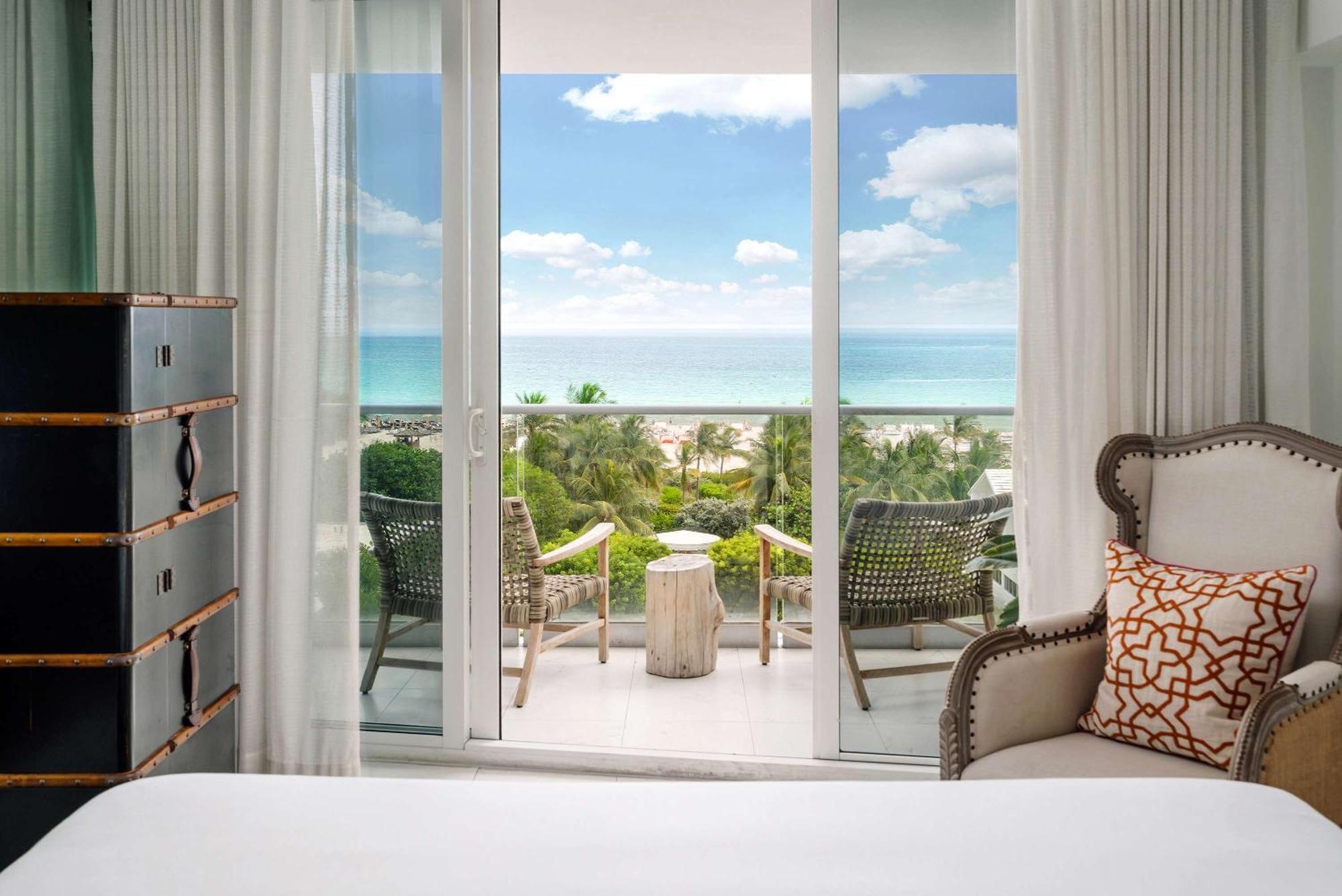 Hotel Nautilus Sonesta Miami