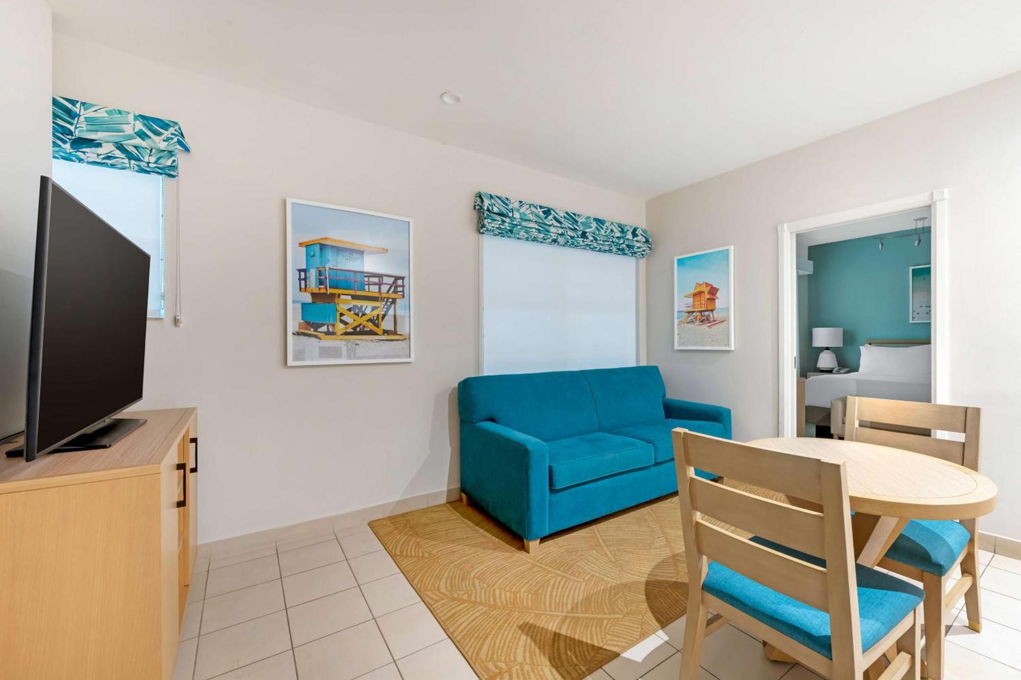 Hilton Vacation Club Crescent On South Miami Hotel Miami Beach