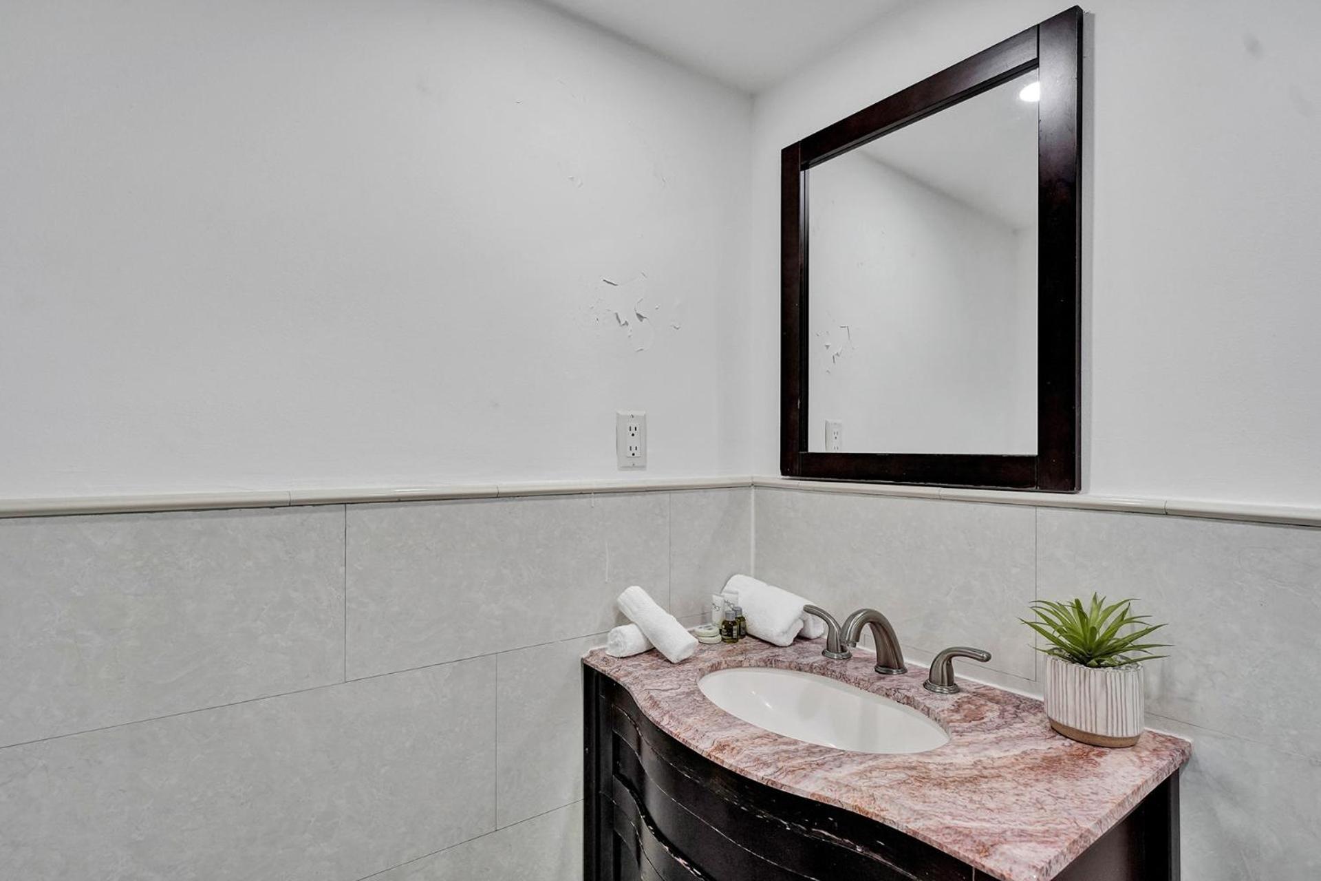 Apartment 2bd 2ba Miami W Service Miami Beach