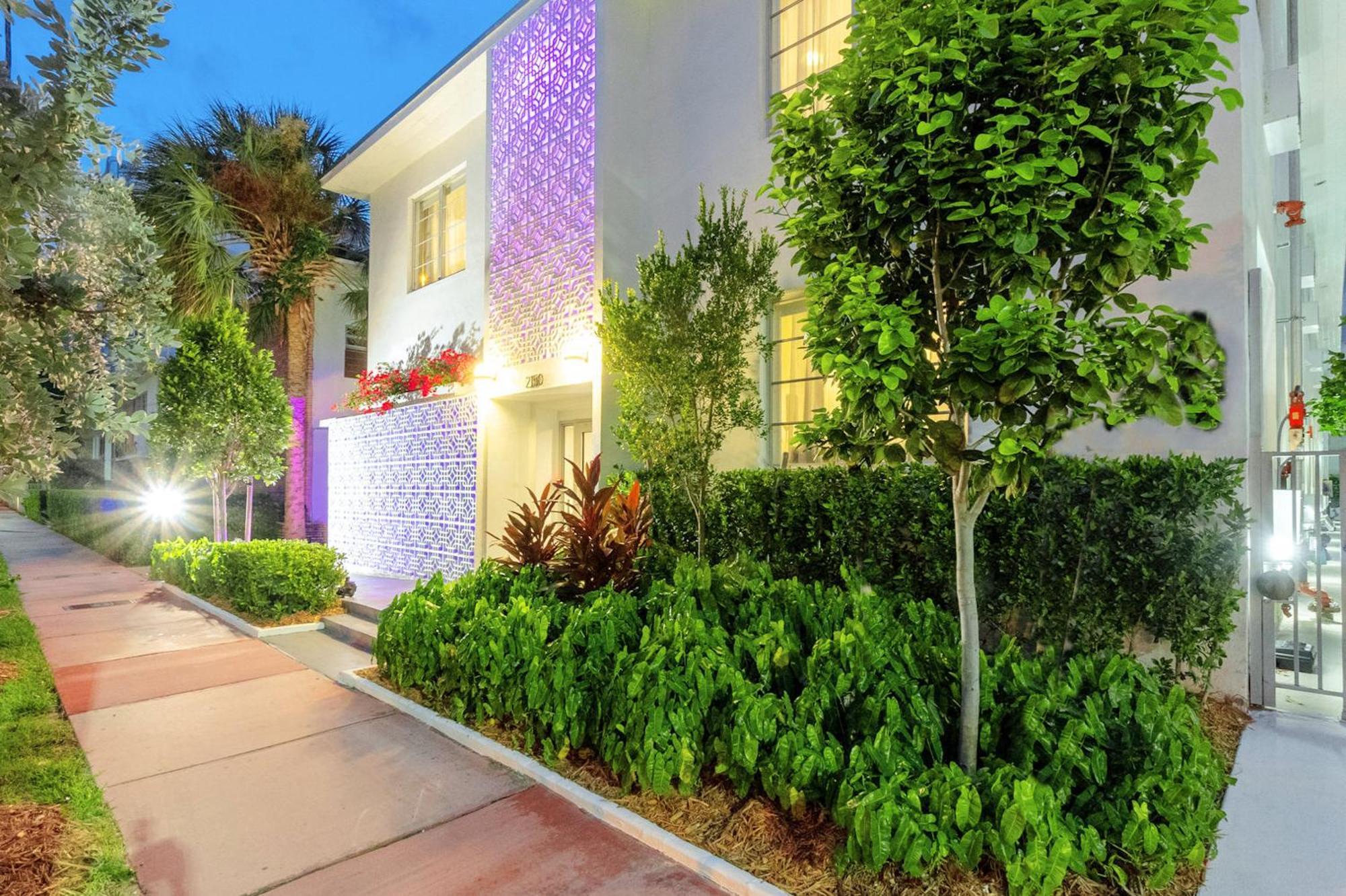 Kasa Collins Park Miami Convention Center Apartment